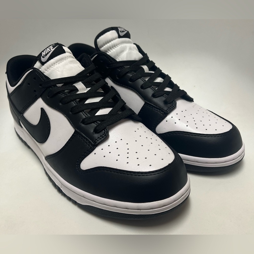 White and Black R3PLICA Panda Dunks